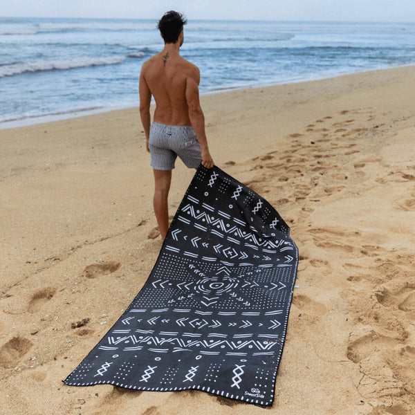 Somerside sand free beach towel - Tall Tribal Black