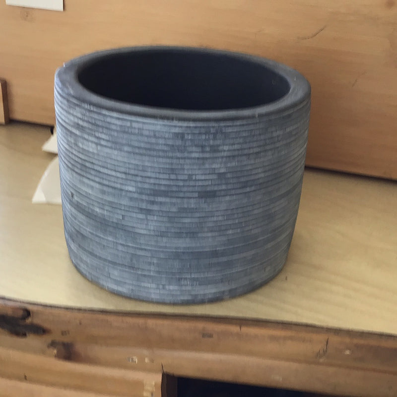 Grey washed small pot